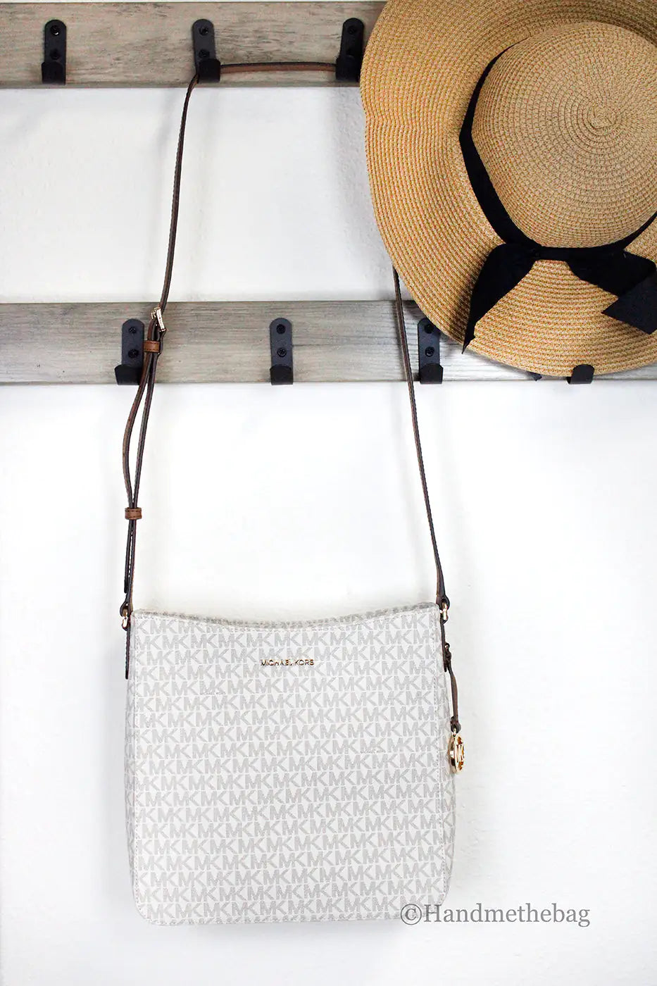 Michael Kors Signature Jet Set Vanilla Messenger Crossbody Bag